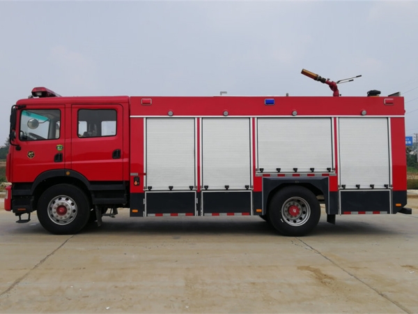 JDF5171GXFSG70/E6型水罐消防车
