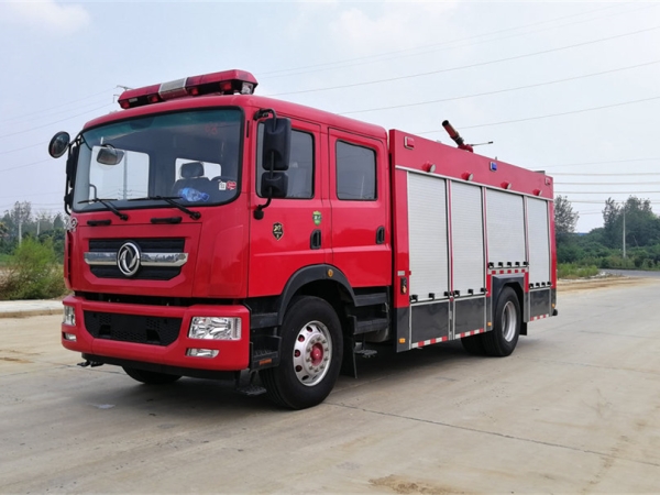 JDF5171GXFSG70/E6型水罐消防车