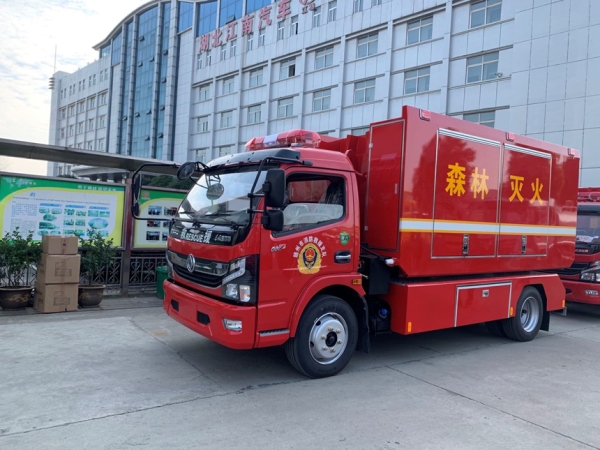 JDF5120XZBE6型装备车