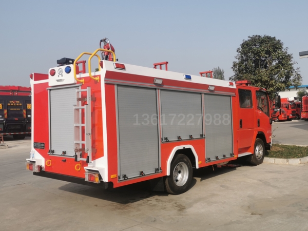 五十铃3.5吨泡沫消防车