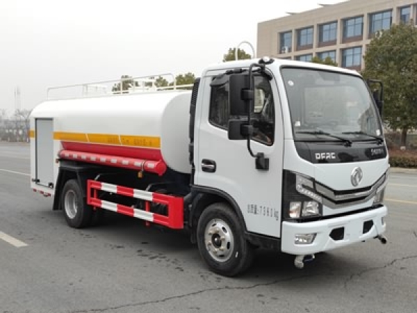 东风小多利卡消防洒水车