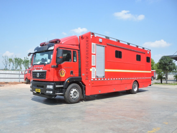 JDF5180XBXZ6型被服洗涤车