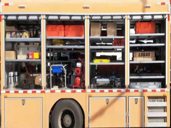 JDF5180XGJZ6型工具车