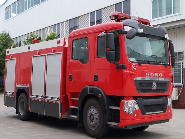 JDF5174GXFSG80/Z6型水罐消防车